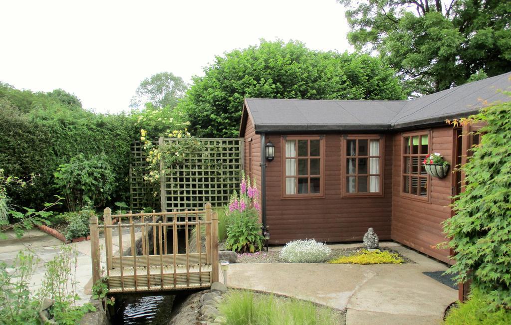 The Garden Lodge Llynclys Eksteriør bilde