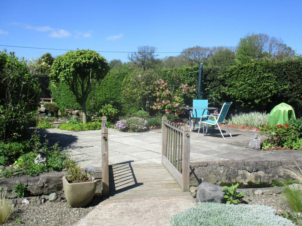 The Garden Lodge Llynclys Eksteriør bilde