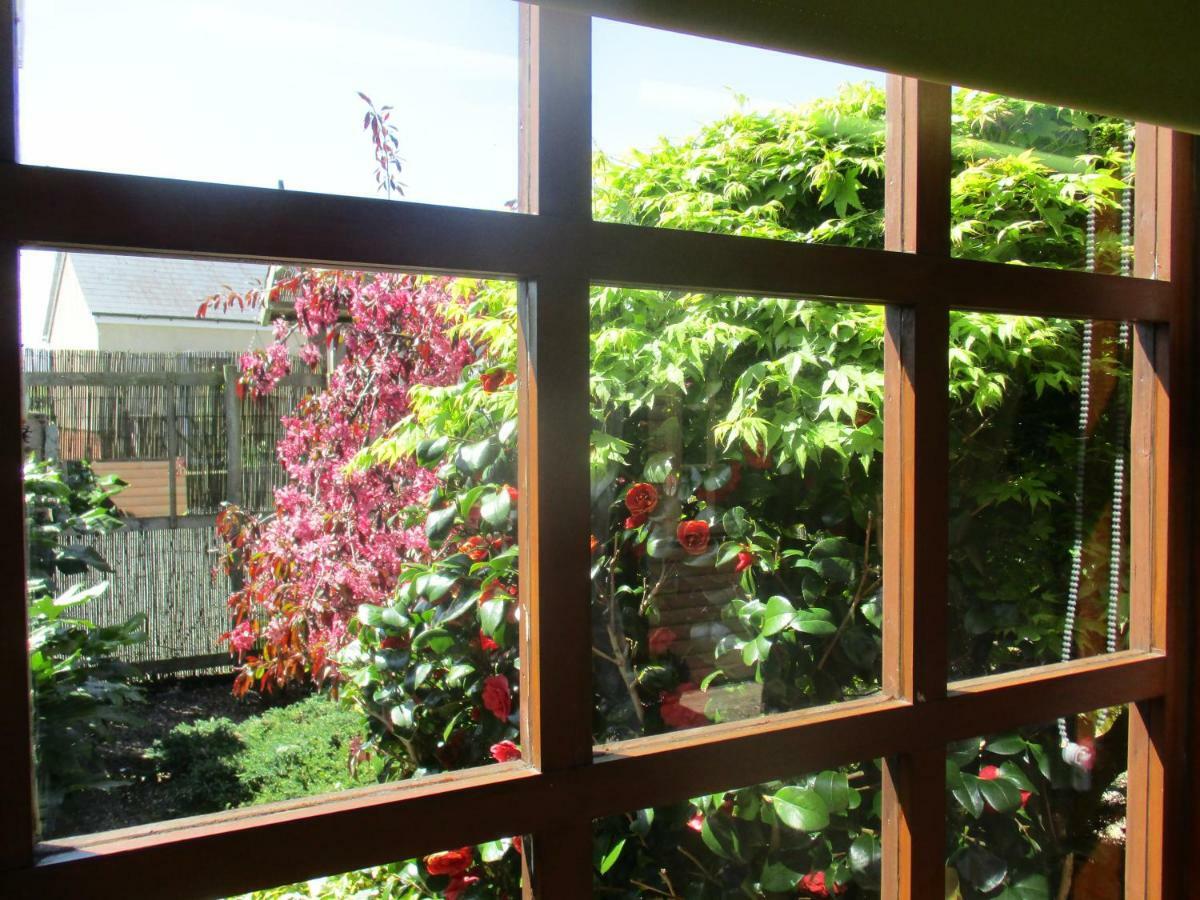 The Garden Lodge Llynclys Eksteriør bilde